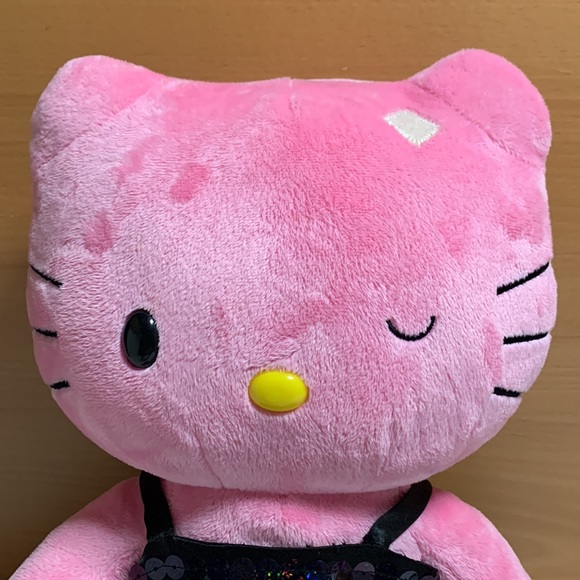 Hello Kitty Winking Build-a-Bear Plush - Picture 3 of 17